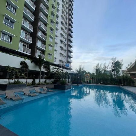 Mesatierra Garden Residences Davao Экстерьер фото
